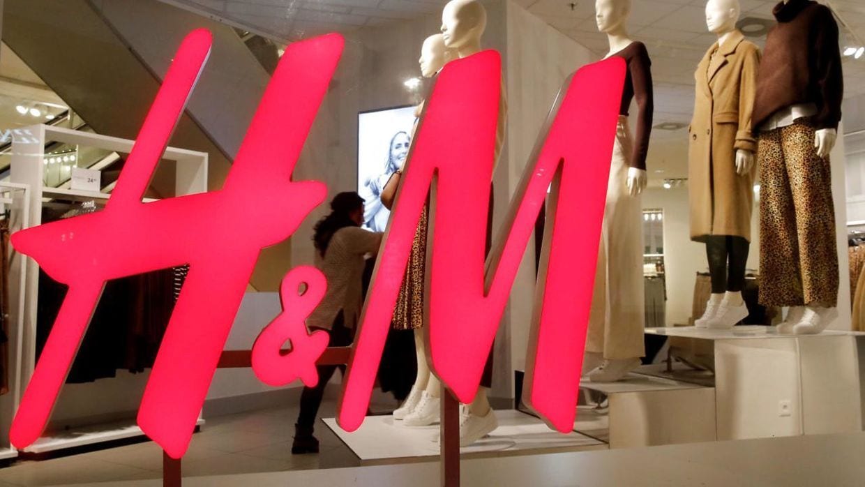 كيف أشتري من موقع H&M