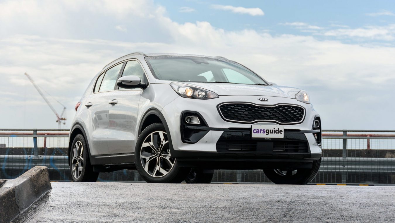 Kia sportage 20 года