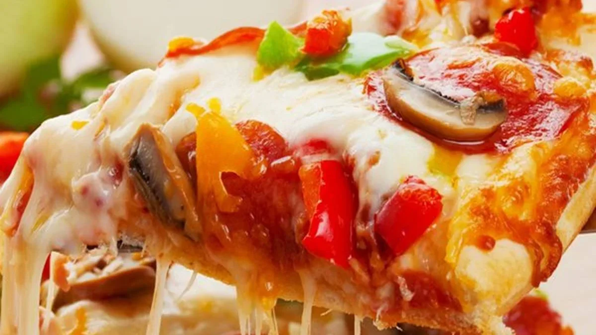 طريقة عمل عجينة البيتزا الإيطالية