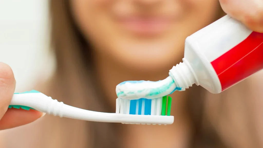 كيفية اختيار معجون الأسنان المناسب لك 