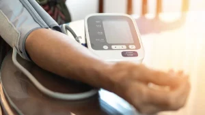 أفضل جهاز قياس ضغط الدم الإلكتروني في العراق